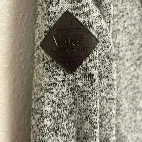 Vans Gray Pullover Sweatshirt Men's Size Small Leather Vans Patch Fall - Picture 3 of 9